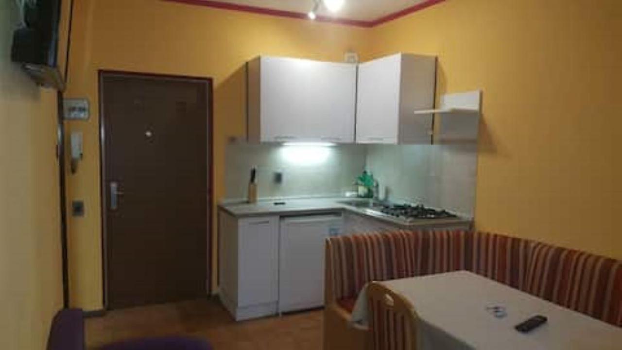 Miky Apartment-South Tyrol メラーノ エクステリア 写真